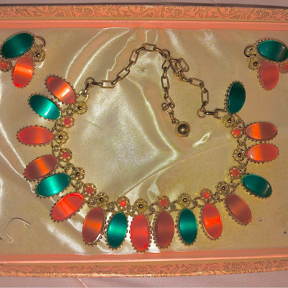 Pakula Thermoset